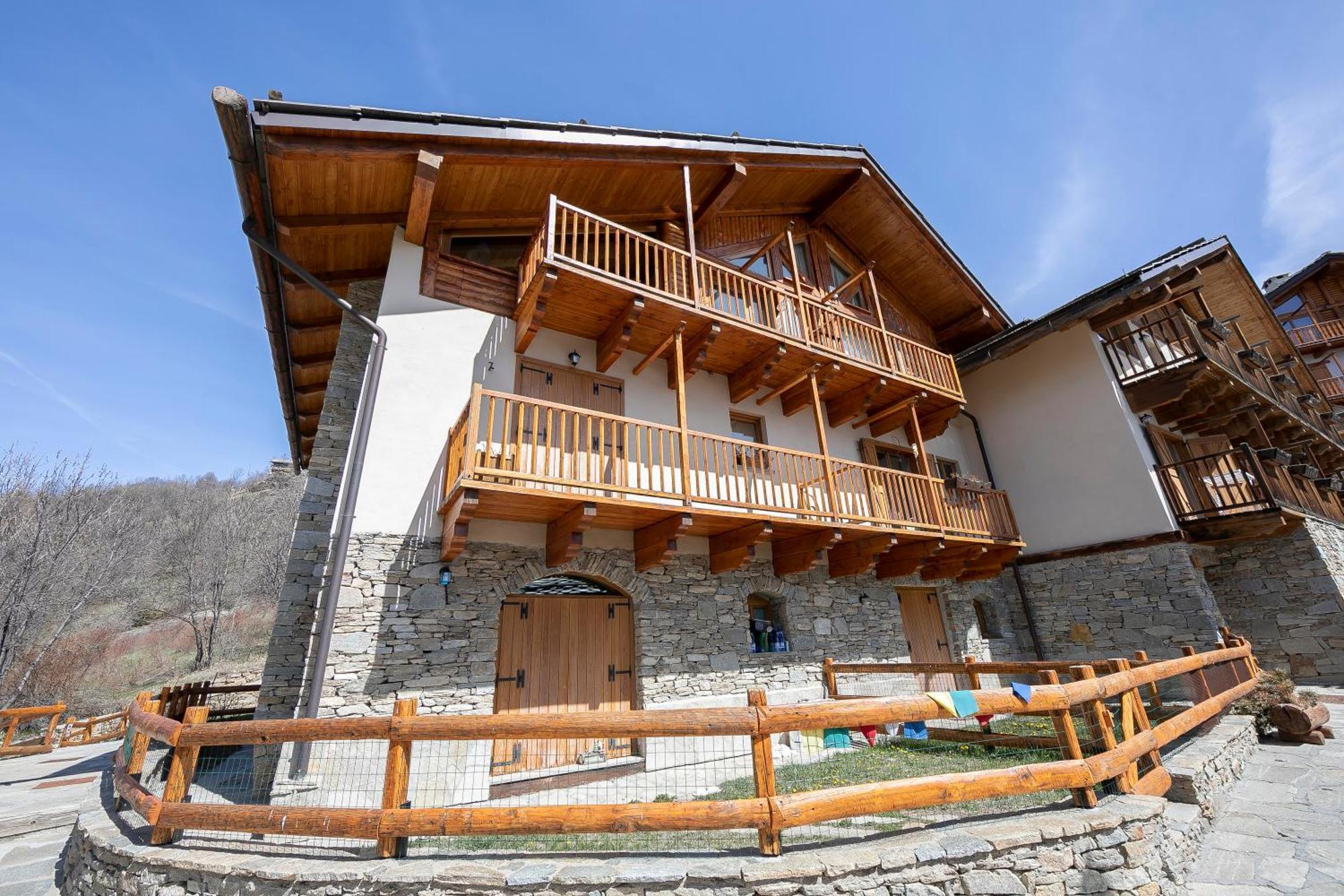 Rebecca'S House Few Steps From Skiing - Happy Rentals Bardonecchia Kültér fotó